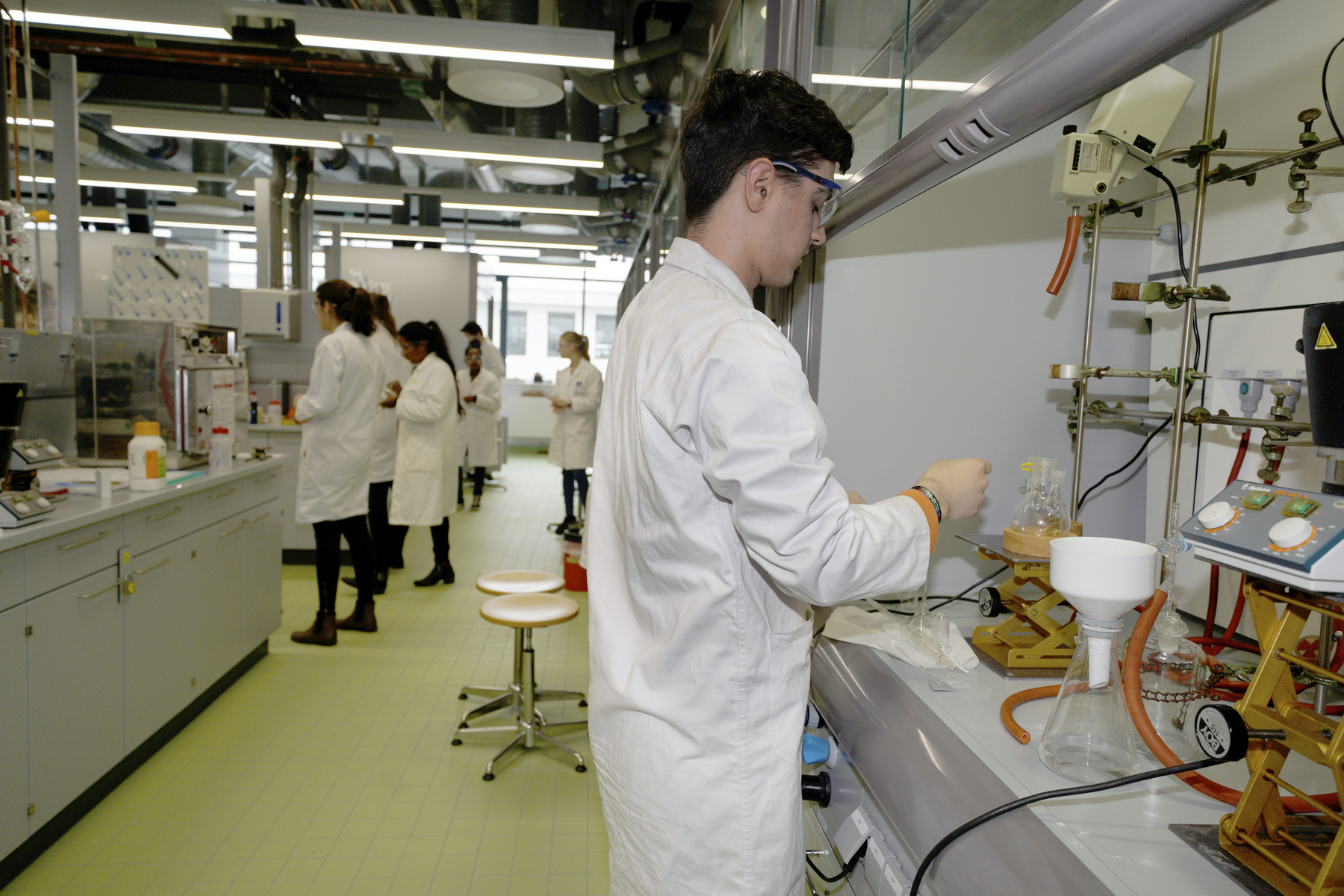 Organisch-chemisches Praktikum in der Biotechnologie, Hochschule Darmstadt